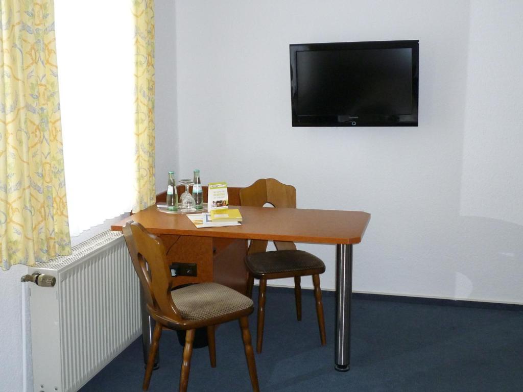 Hotel-Gaststatte Mutter Buermann Hemmingen  Номер фото
